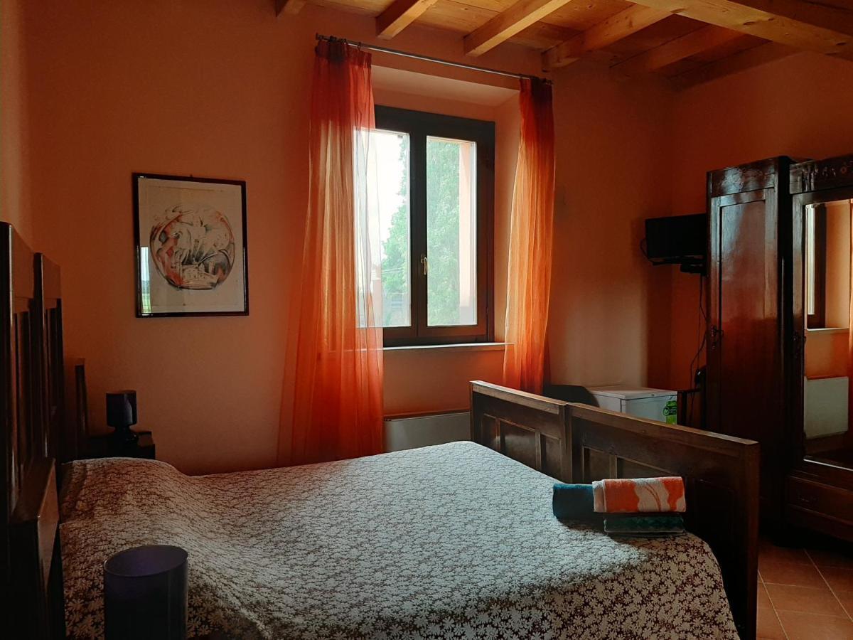 Agriturismo Il Sole Villa Rivarolo del Re ed Uniti Exterior photo