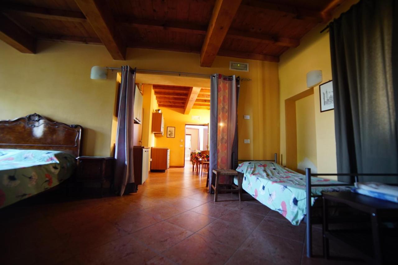 Agriturismo Il Sole Villa Rivarolo del Re ed Uniti Exterior photo