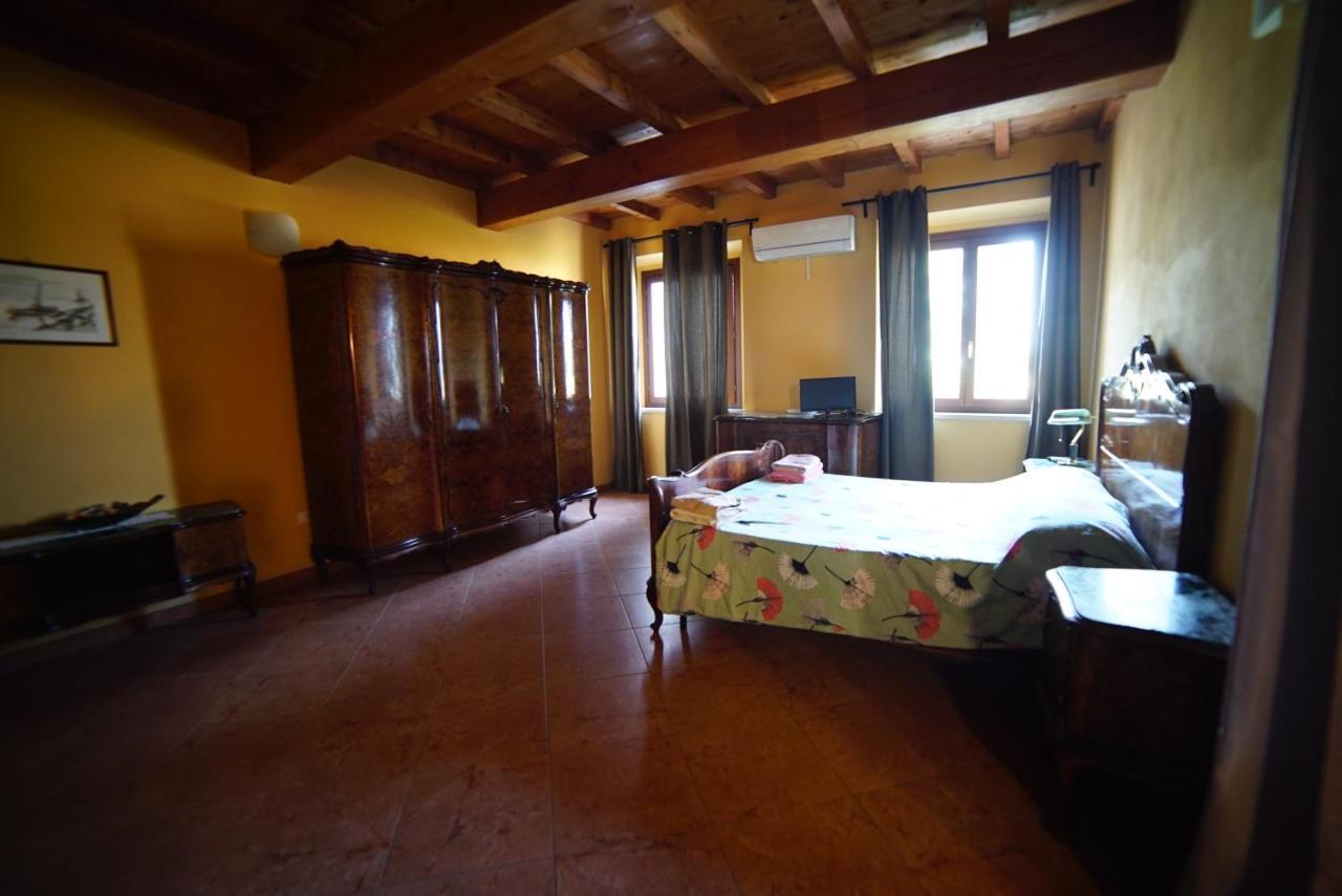 Agriturismo Il Sole Villa Rivarolo del Re ed Uniti Exterior photo